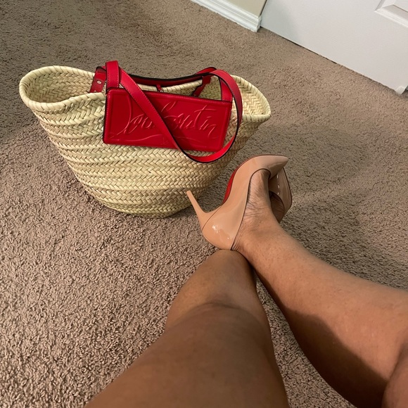 Meet your Posher, Antoinette - Picture 6 of 16